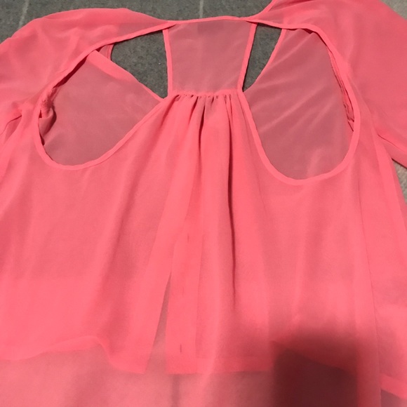 Pink blouse - Picture 3 of 3